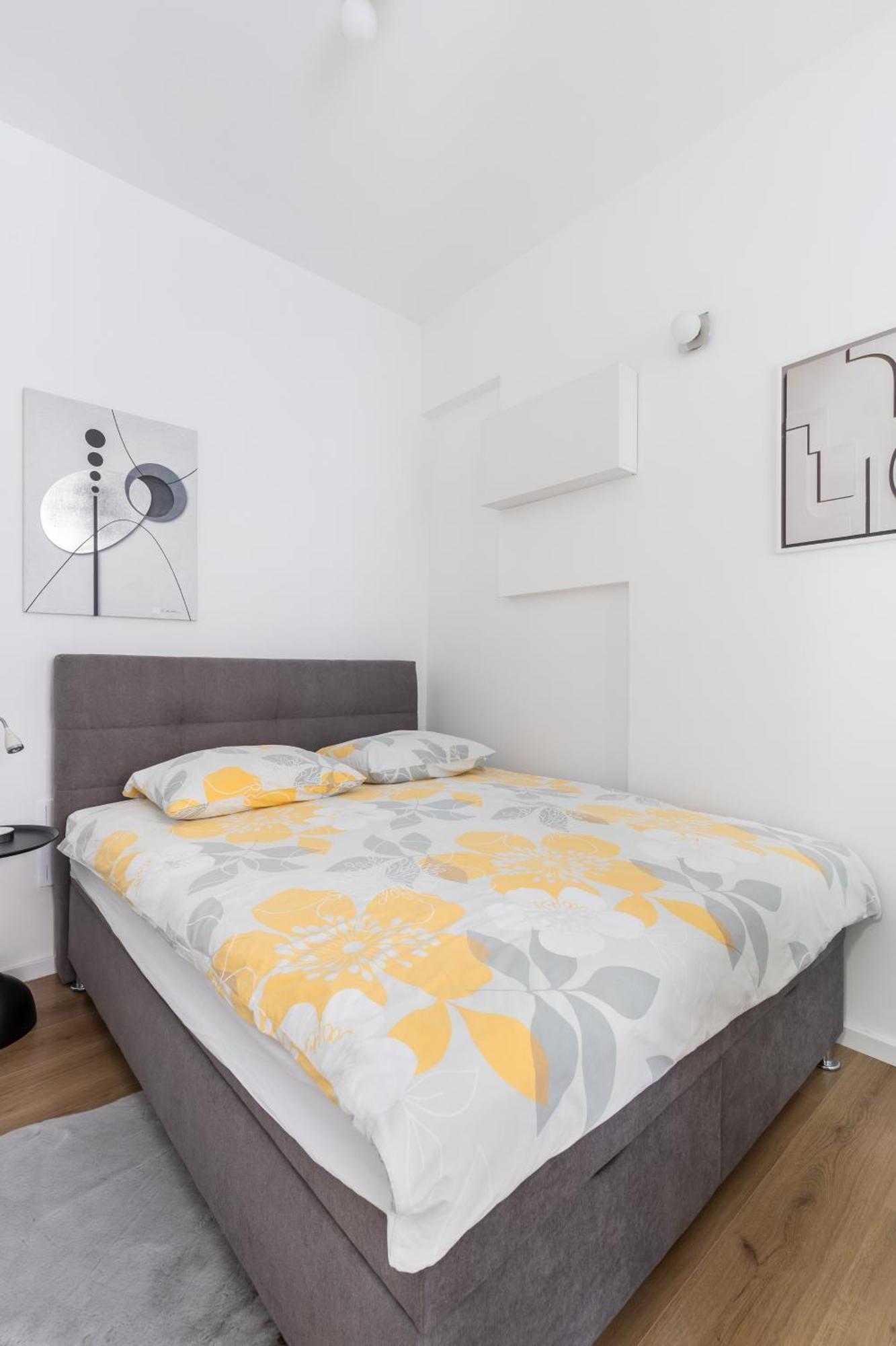 Apartment Modern Studio Near Znjan Beach スプリト エクステリア 写真
