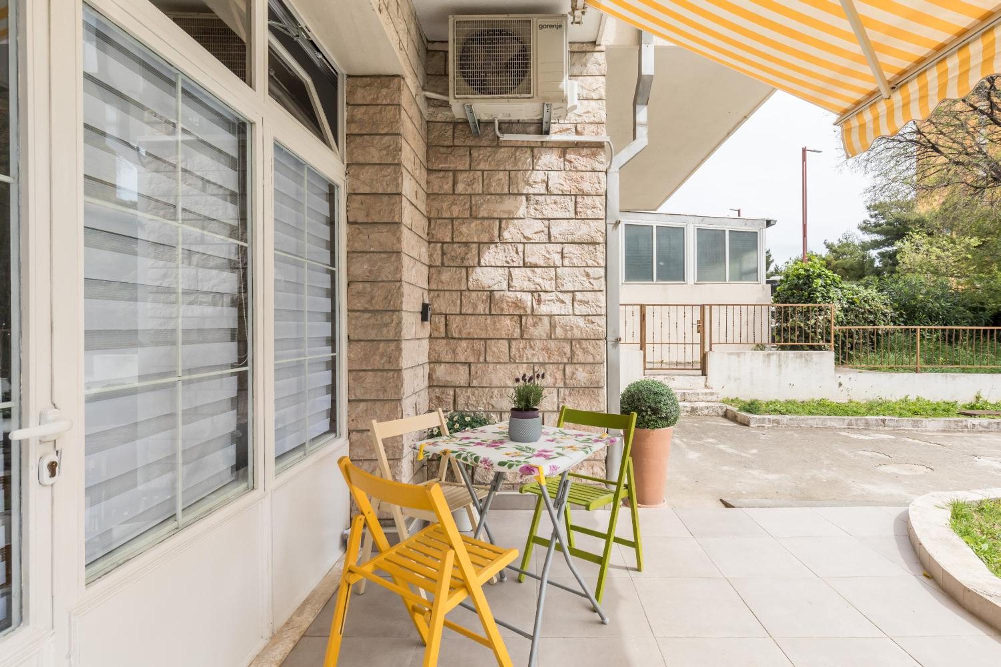 Apartment Modern Studio Near Znjan Beach スプリト エクステリア 写真